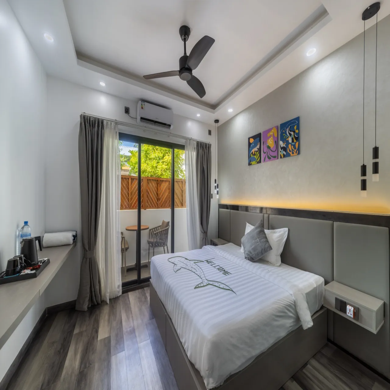 Room Deluxe Double at Kirulhiya Maldives Hotel on Omadhoo, Maldives