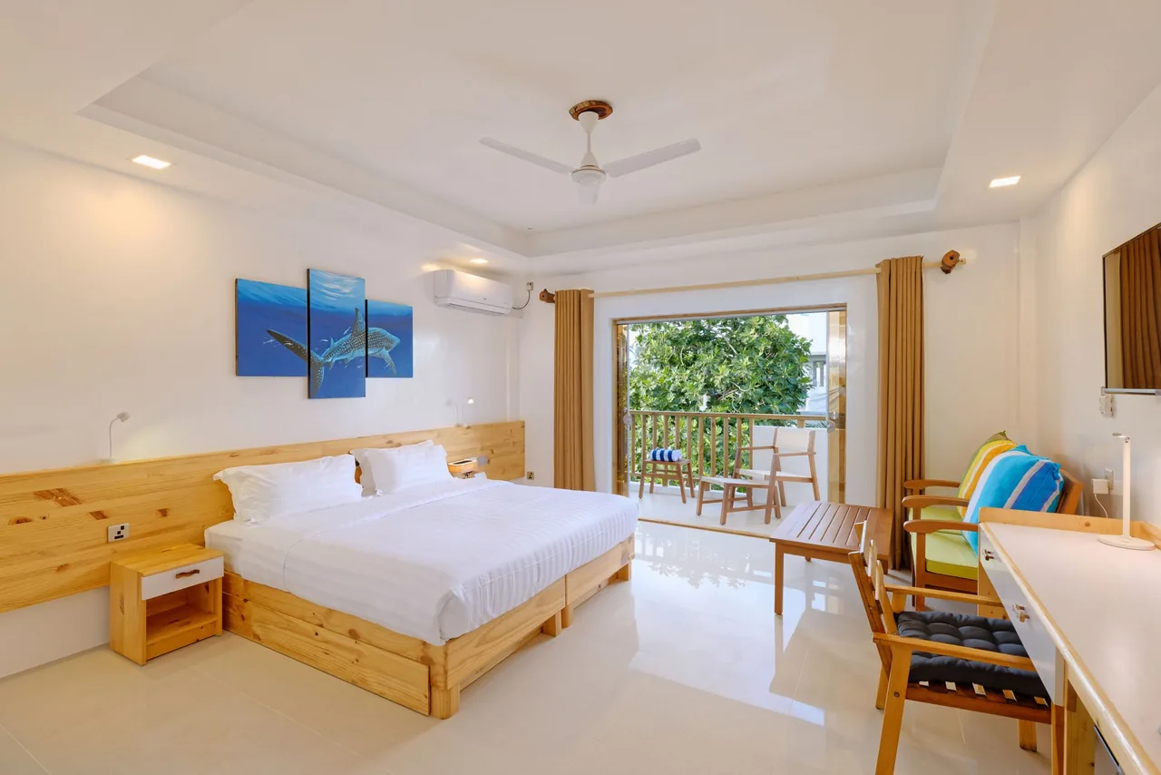 Family Island View room at Luau Beach Inn
