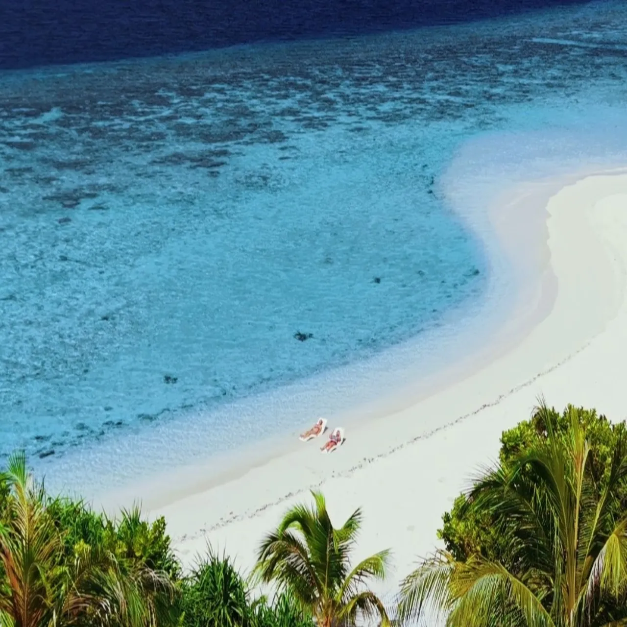 Beach at Scuba Inn on Omadhoo, Maldives
