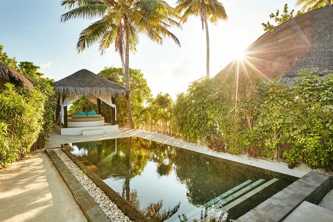 Deluxe beach villa pool at Sun Siyam Iru Fushi, Maldives